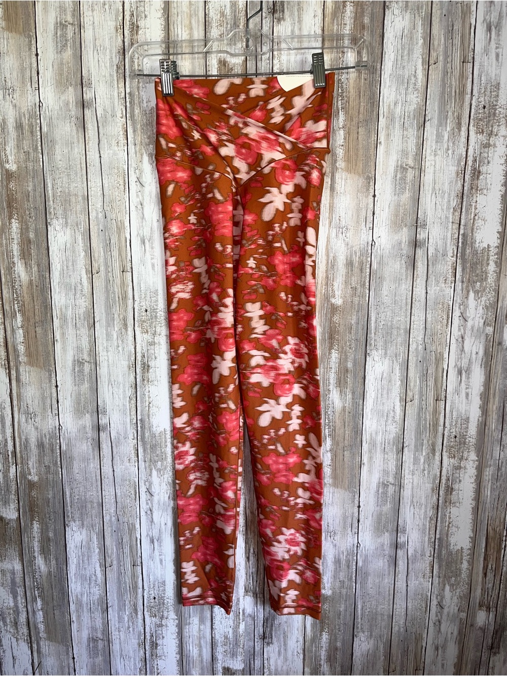 NWT Aerie OFFLINE Real Me Crossover 7/8 Leggings Floral Brown Pink M - Picture 2 of 6
